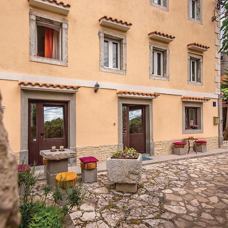 Stunning Apartment In Bakar With Kitchen エクステリア 写真